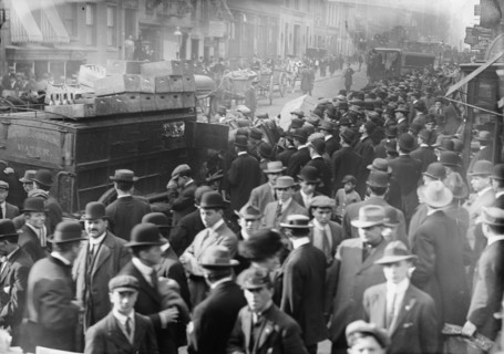 Garbage strike, crowd around carts, 1911. Creator: Bain News Service.