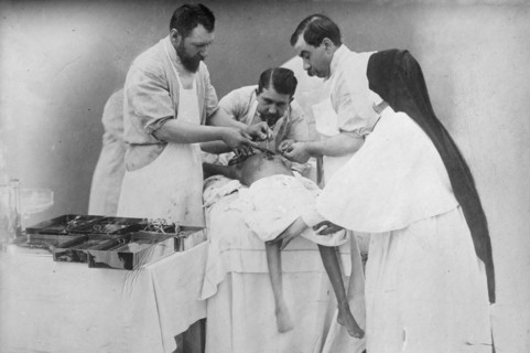 Binding arteries of Hindoo twins after operation, 1902. Creator: Bain News Service.