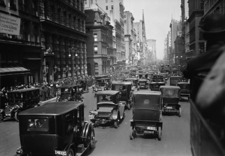 5th Ave. - Easter, '13, 1913. Creator: Bain News Service.