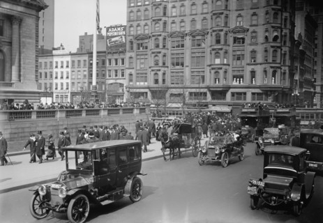 5th Ave., Easter,'13, 1913. Creator: Bain News Service.