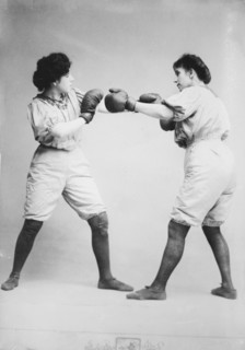 Bennett sisters [boxing], between c1910 and c1915. Creator: Bain News Service.