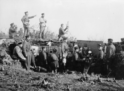 Bulgar Battery, Tchataldja #13, between c1910 and c1915. Creator: Bain News Service.