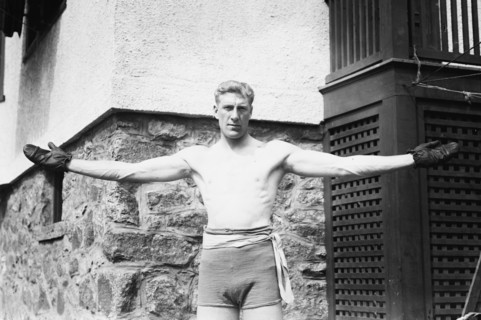 Bombardier Wells, 1912. Creator: Bain News Service.