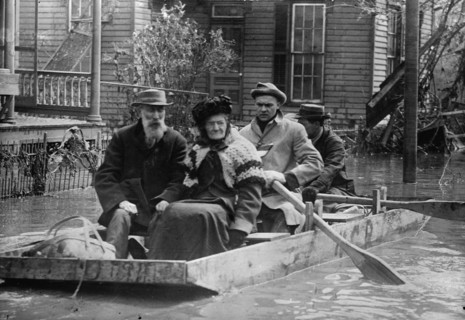 Rescue work, Dayton, 1913. Creator: Bain News Service.