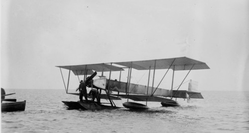 The New "Warship" - Commander Samson's hydroplane, between c1910 and c1915. Creator: Bain News Service.