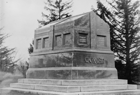 Morgan Tomb - Hartford, between c1910 and c1915. Creator: Bain News Service.