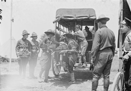 Heat Prostrations - Gettysburg, 1913. Creator: Bain News Service.
