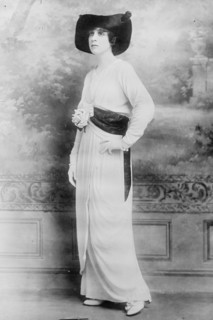 Jane Cowl, 1913. Creator: Bain News Service.