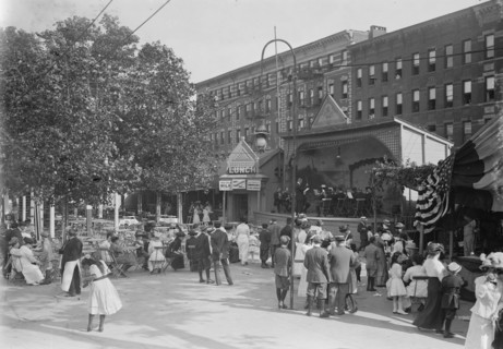 French Fete, July 14 (191?). Creator: Bain News Service.