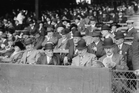 Baseball executives Edward J. McKeever (Brooklyn NL) and wife, Ben Shibe (Philadelphia AL), Garry He Creator: Bain News Service.