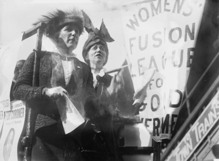 Mrs. J.B. Harriman [and] Mrs. C.D. Gibson, 1913. Creator: Bain News Service.