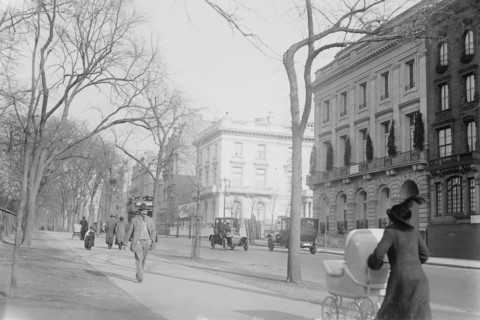 Phipps home--Speyer House, between c1910 and c1915. Creator: Bain News Service.