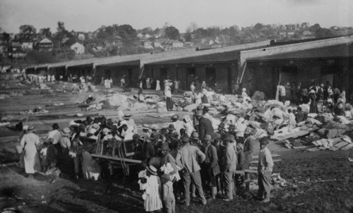 Louisiana Flood 1912, Cotton Compress at Vicksburg as a refuge, 1912. Creator: Bain News Service.