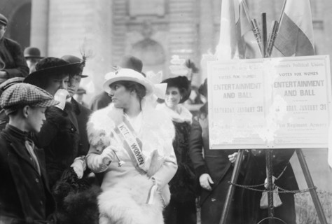 Mrs. Sidney Berg, 1914. Creator: Bain News Service.