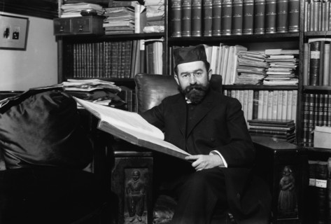 Rabbi Hertz, 1913?. Creator: Bain News Service.