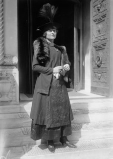 Mrs. Cortland [i.e. Courtlandt], D. Barnes, between c1915 and c1920. Creator: Bain News Service.