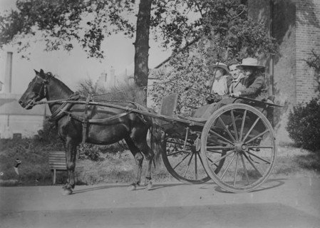 U.S. wounded in England, between c1915 and c1920. Creator: Bain News Service.