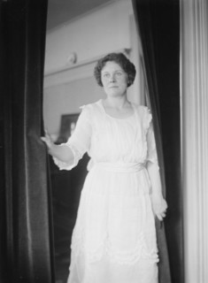 Florence Macbeth, between c1915 and c1920. Creator: Bain News Service.