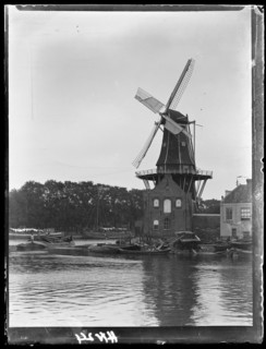 Windmill De Adriaan, Haarlem, the Netherlands,  1906-1917. Creator: George Crombie.