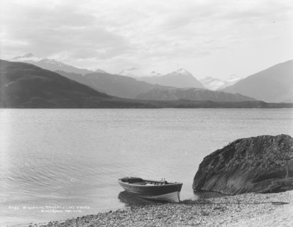 Mount Aspiring (9,975 feet) Lake Wanaka. Creator: Muir & Moodie.