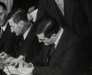 Wendell Willkie Signing an Agreement Allowing the USA to use British Naval Bases..., 1941. Creator: British Pathe Ltd.