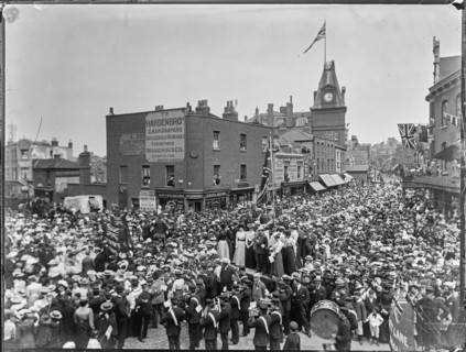 Wandsworth High Street, Wandsworth, Wandsworth, Greater London Authority, 1890-1910 Creator: William O Field.