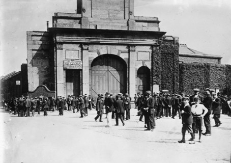 London Strike gates of Great East India dock; closed, between c1910 and c1915. Creator: Bain News Service.