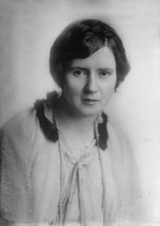 Gladys C. Hanna, between c1910 and c1915. Creator: Bain News Service.