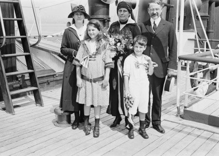 A.I. Elkus & family, between c1915 and c1920. Creator: Bain News Service.