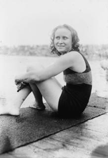 Eleanore Uhl, between c1915 and c1920. Creator: Bain News Service.