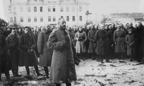 Gen. Zeligowski at mass, Vilna, between c1915 and c1920. Creator: Bain News Service.