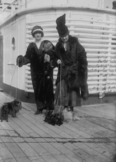 Misses C.A. & E.L. Navratil, between c1915 and c1920. Creator: Bain News Service.