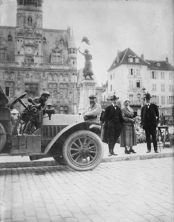 Mrs. Cecile Sartoris in Compiegne, between c1915 and c1920. Creator: Bain News Service.