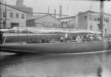 SHAMROCK, between c1915 and c1920. Creator: Bain News Service.