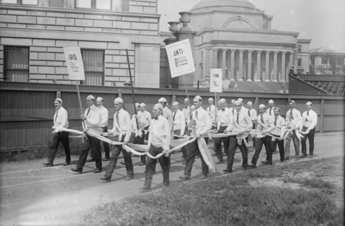 Columbia Class of 1915, between c1915 and c1920. Creator: Bain News Service.