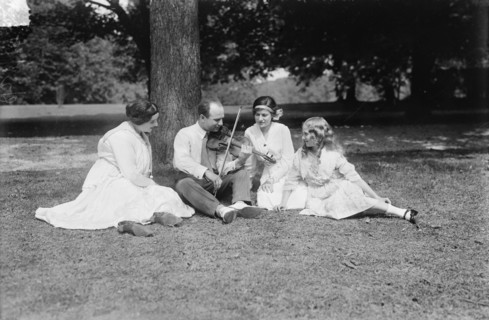 Mina, Mischa, Liza, & Esther Elman, 1917. Creator: Bain News Service.