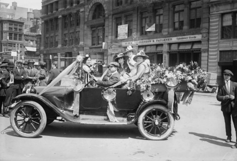 Suffragists selling flowers, (Mrs. Spinack's car), 1916. Creator: Bain News Service.