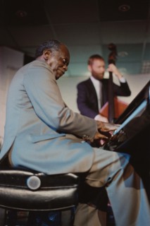 Hank Jones, Jazz Inn Party, Nordwijk, Netherlands, 1989. Creator: Brian Foskett.