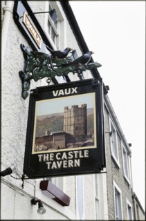 The Castle Tavern, Market Place, Richmond, North Yorkshire, 1989. Creator: Dorothy Chapman.