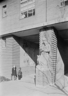 Harlem River Houses, 7th Ave. and 151 St., New York City, 1940. Creator: Gottscho-Schleisner, Inc.