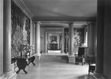 Mrs. Edwin Gould, residence at 936 5th Ave., New York City, 1942. Creator: Gottscho-Schleisner, Inc.