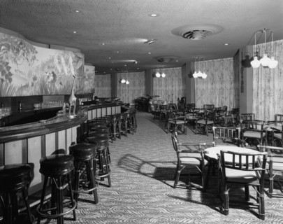 Nevele Hotel, Ellenville, New York, 1959. Creator: Gottscho-Schleisner, Inc.