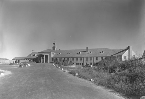 The Dunes Club, Narragansett, Rhode Island, 1939. Creator: Gottscho-Schleisner, Inc.