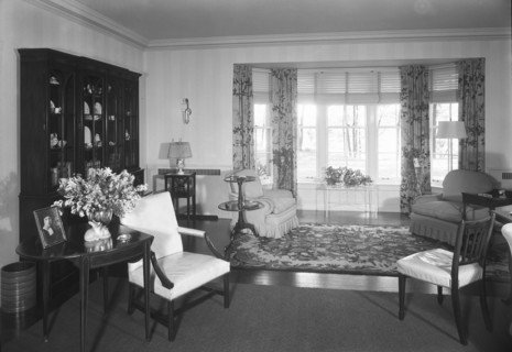 Guido R. Rahr, residence in Manitowoc, Wisconsin, 1945. Creator: Gottscho-Schleisner, Inc.