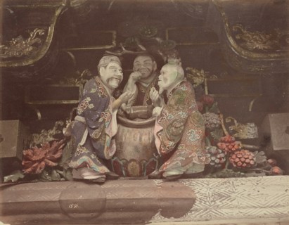 Carving Images in the Top of the Great Gate, at Nikko, 1870s-1890s. Creator: Kusakabe Kimbei.