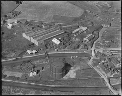 Kidsgrove Gaslight Co Gas Works and the Albion Iron Foundry, Kidsgrove, Staffordshire, c1930s. Creator: Arthur William Hobart.
