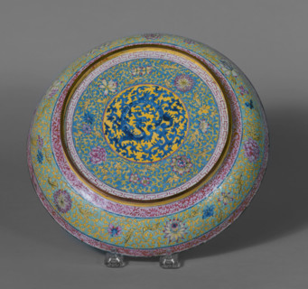 Dish with women and children, about 1800. Creator: Unknown.