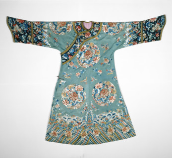 Woman's Robe, Qing dynasty (1644-1911), about 1900. Creator: Unknown.