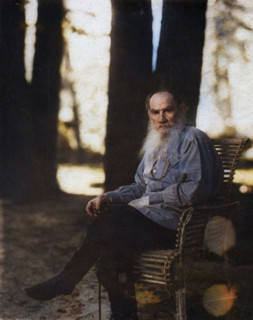 L.N. Tolstoi, in Iasnaia Poliana, 1908. In album: Various views and studies, Russian Empire and