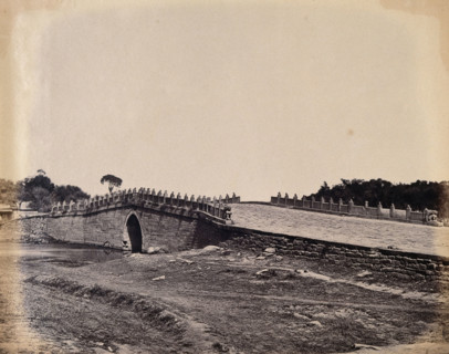 Near Beijing, China: a stone bridge (Palichiun Bridge ?): the site of a battle during the..., 1860. Creator: Felice Beato.